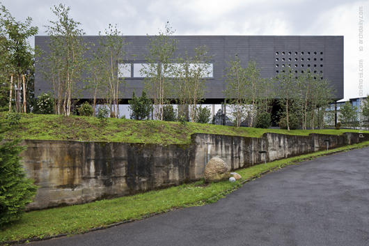 Kastanienbaum Twin Houses / Lussi + Halter