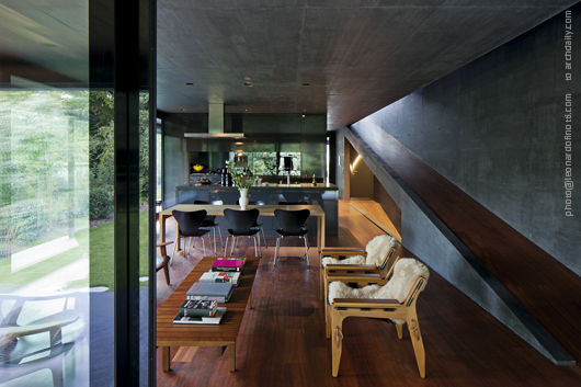 Kastanienbaum Twin Houses / Lussi + Halter