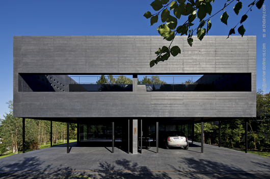 Kastanienbaum Twin Houses / Lussi + Halter