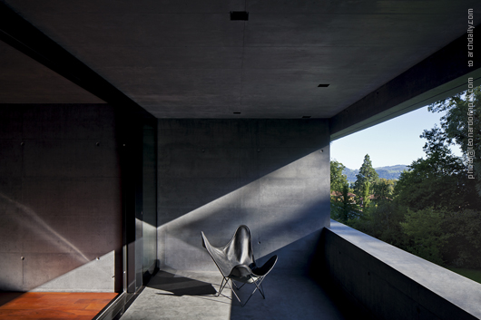 Kastanienbaum Twin Houses / Lussi + Halter