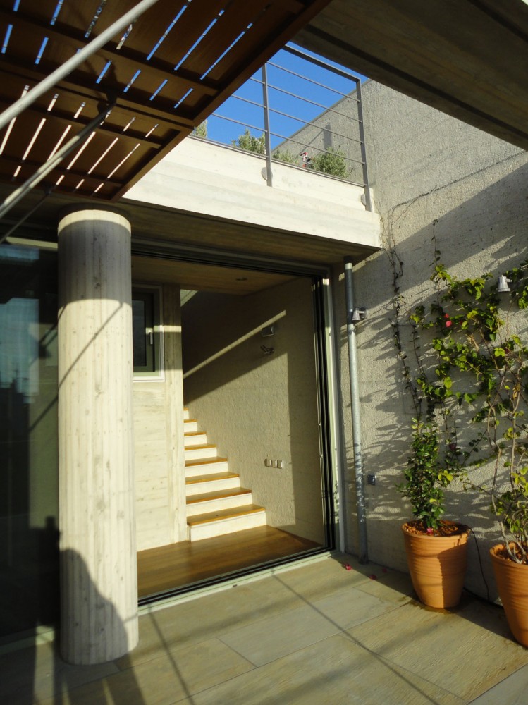 The House Box In Koukaki / Sofia Tsiraki