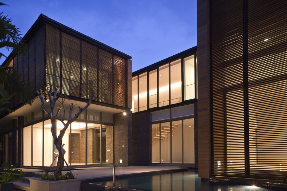 22 Oei Tiong Ham Park / AR43 Architects