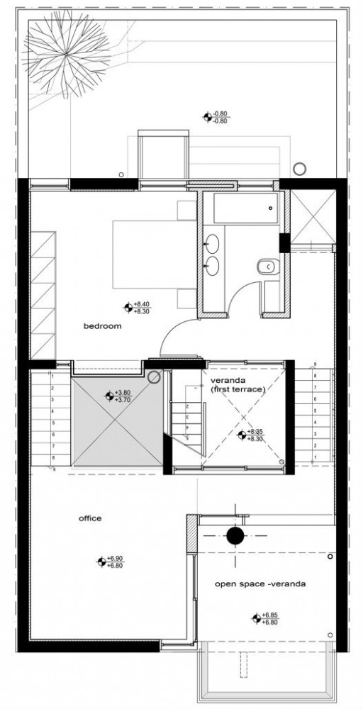 The House Box In Koukaki / Sofia Tsiraki