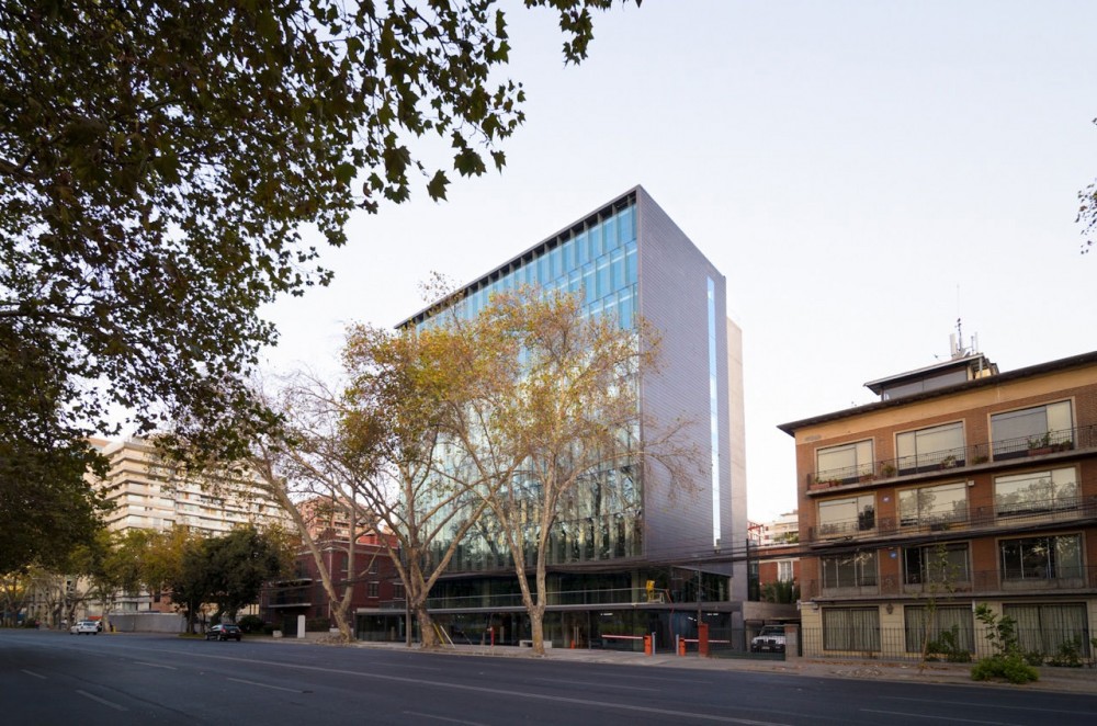Ombu Building / Mas Fernandez Architects