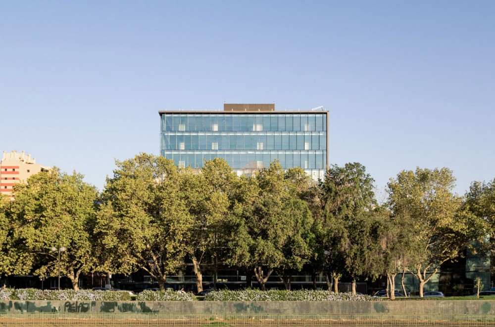 Ombu Building / Mas Fernandez Architects
