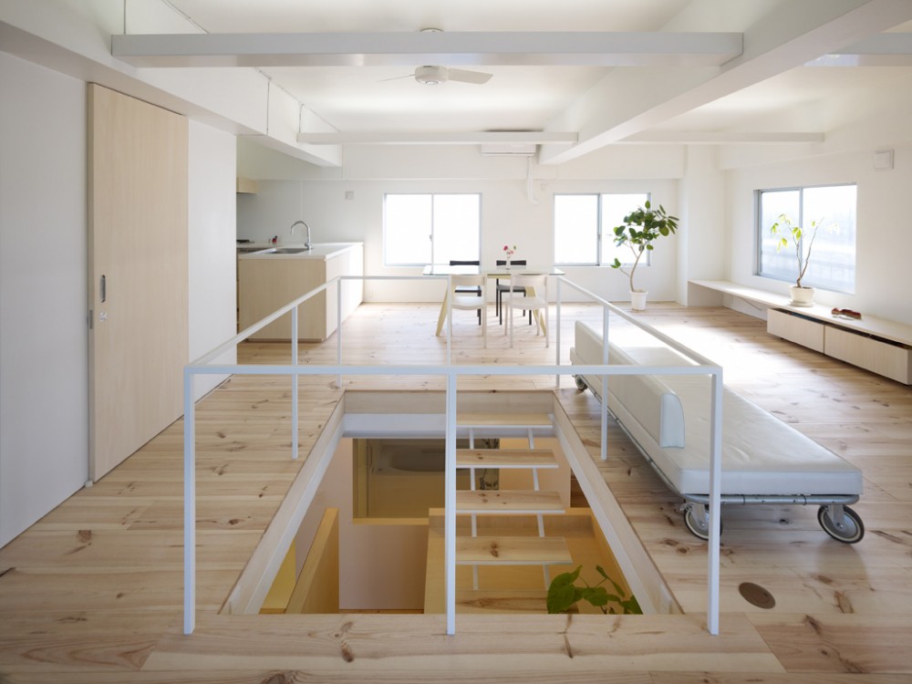 House in Megurohoncho / TORAFU ARCHITECTS