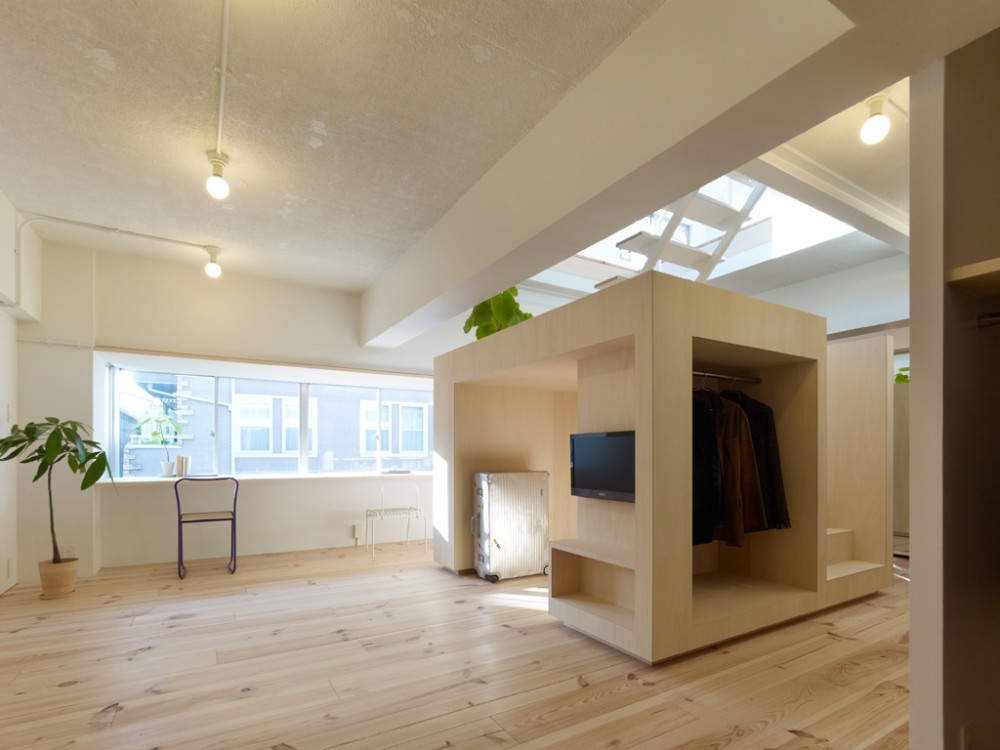 House in Megurohoncho / TORAFU ARCHITECTS