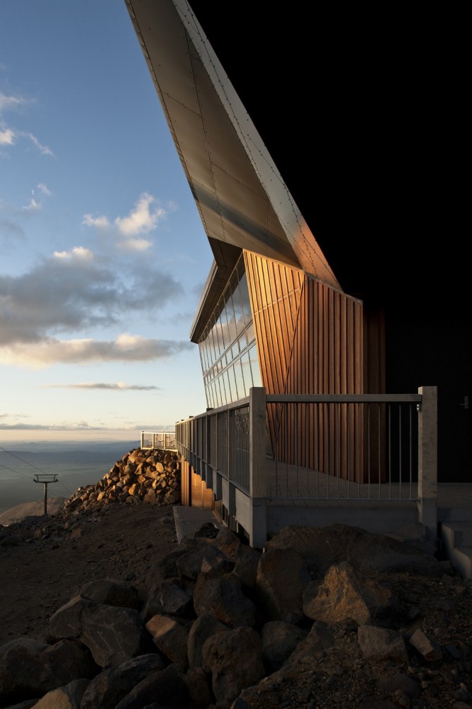 Knoll Ridge Cafe / Harris Butt Architecture