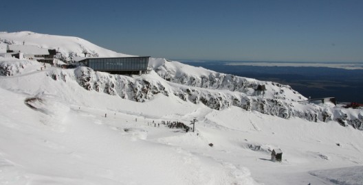 Knoll Ridge Cafe / Harris Butt Architecture (2)