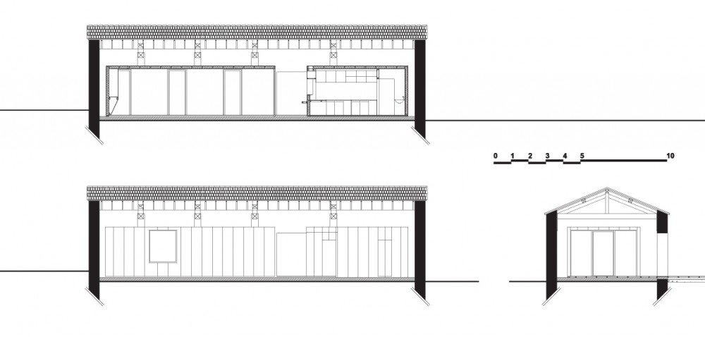 Renovation of an old barn / Comac