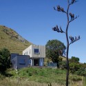 Otama Beach House / David Berridge Architect Otama Beach House / David Berridge Architect © Patrick Reynolds