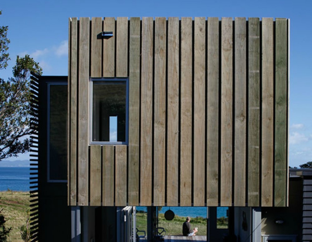 Otama Beach House / David Berridge Architect