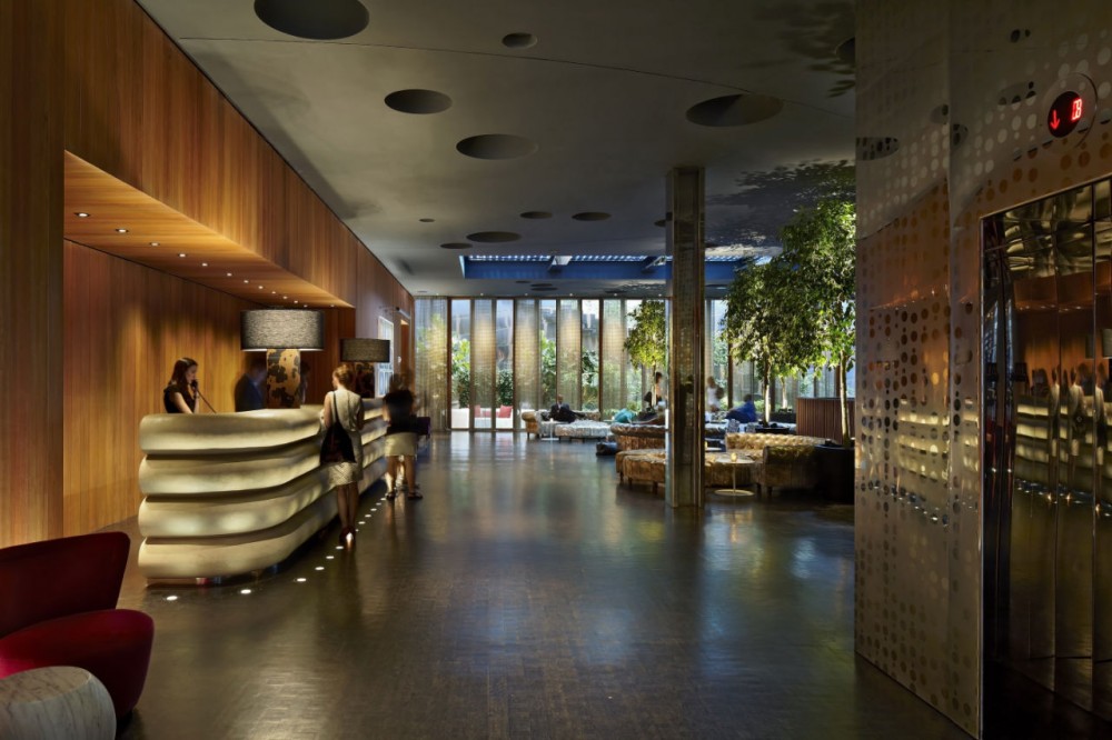 Dream Downtown Hotel / Handel Architects