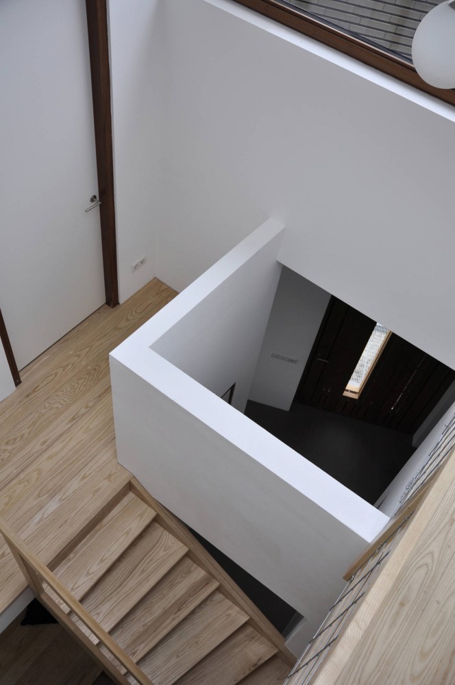 Split View / U Architects