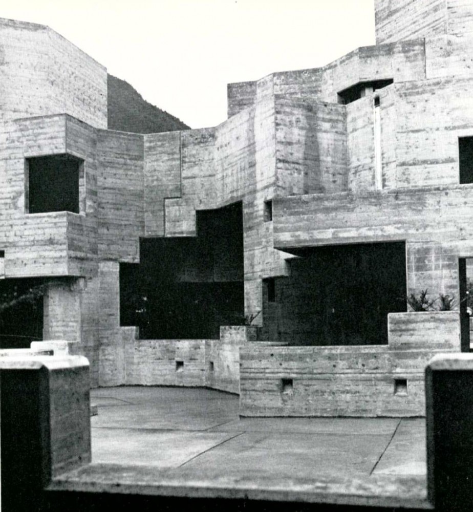 AD Classics: Holy Cross Church in Chur, Switzerland / Walter Förderer