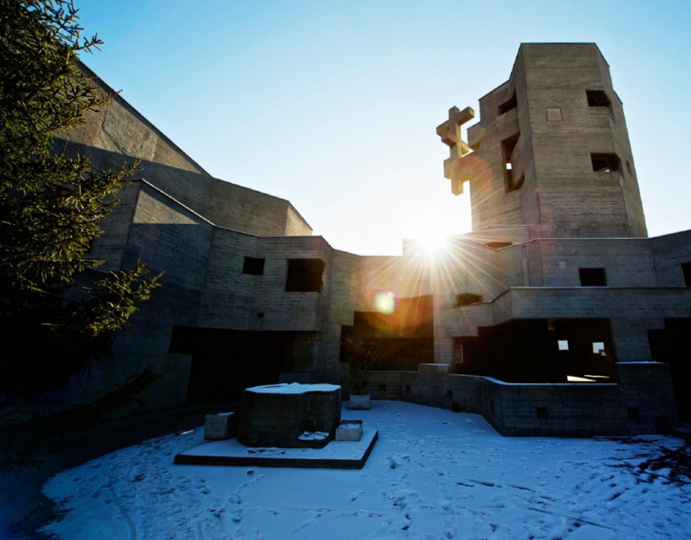 AD Classics: Holy Cross Church in Chur, Switzerland / Walter Förderer