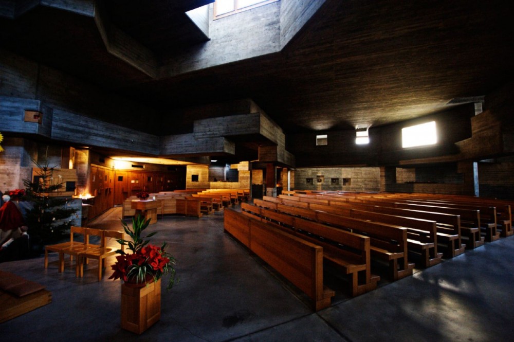 AD Classics: Holy Cross Church in Chur, Switzerland / Walter Förderer