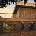 Lagoon Beach House / Birrelli Architects