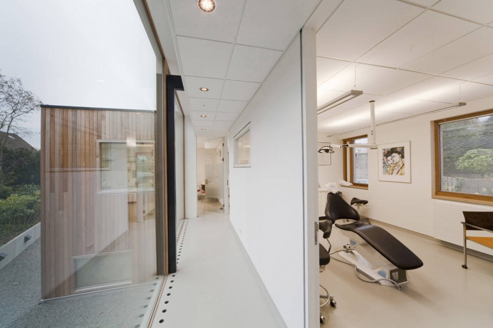 Practice of Periodontics Zwolle / Kwint Architecten