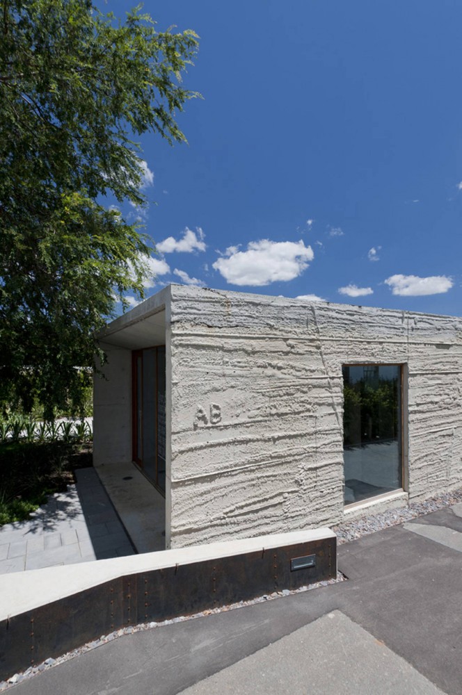Nishi Sales Suite and Gallery / hungerford+edmunds + OCULUS
