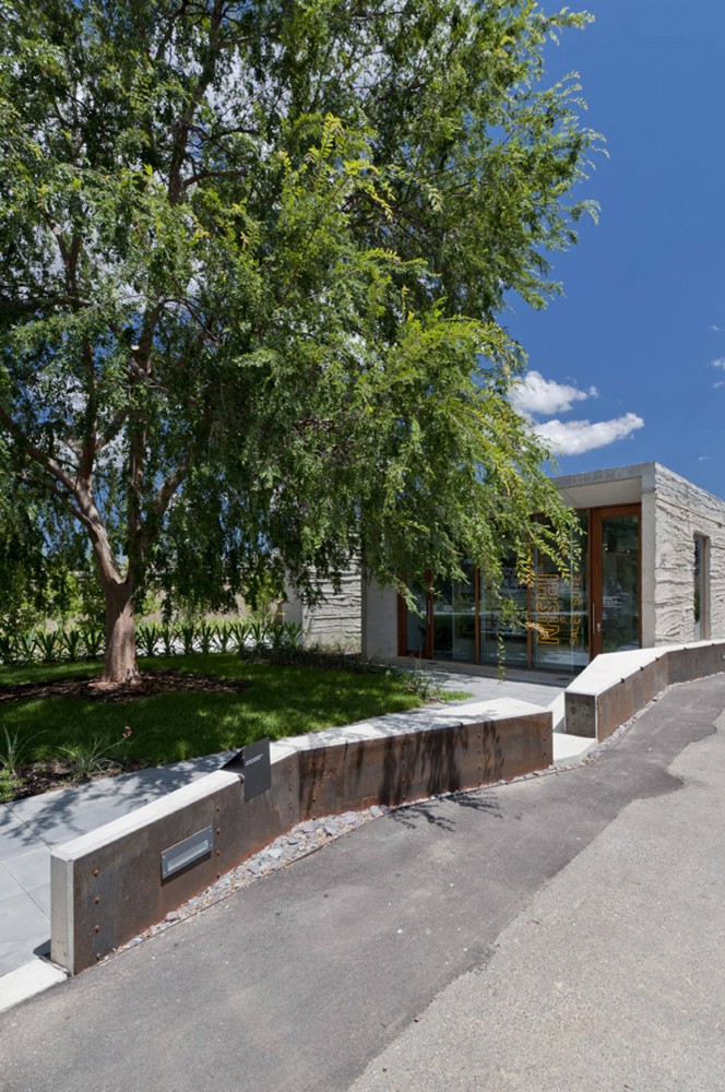 Nishi Sales Suite and Gallery / hungerford+edmunds + OCULUS