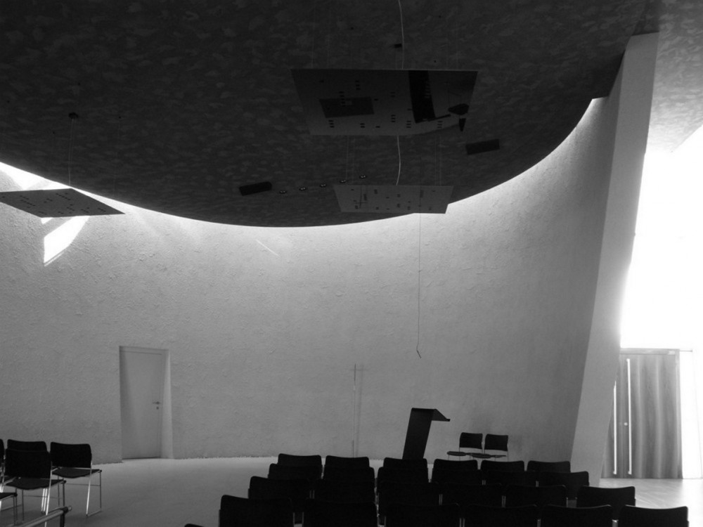 The Chapel of Rest in Graz / HOFRICHTER-RITTER Architects