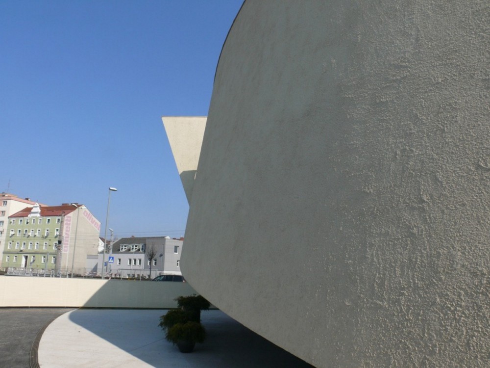 The Chapel of Rest in Graz / HOFRICHTER-RITTER Architects