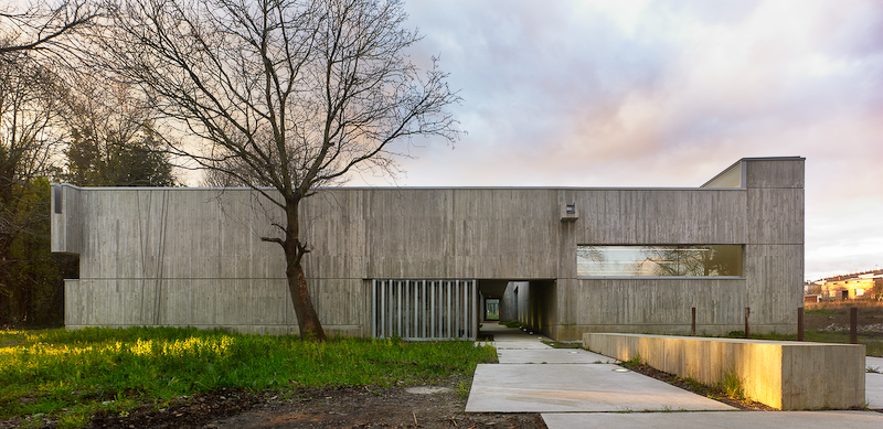 Health Center in Oleiros / Abalo Alonso Arquitectos