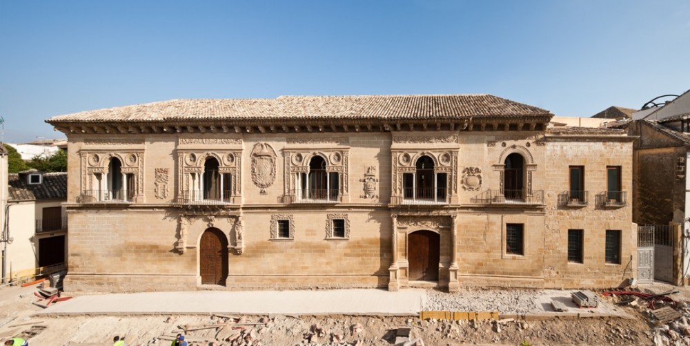 Renovation of the Baeza Town Hall / Viar Estudio Arquitectura