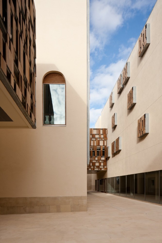 Renovation of the Baeza Town Hall / Viar Estudio Arquitectura