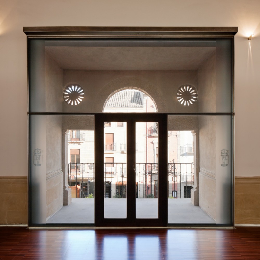 Renovation of the Baeza Town Hall / Viar Estudio Arquitectura