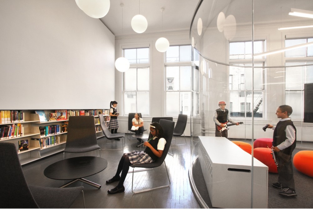Hamilton Grange Teen Center / Rice+Lipka Architects
