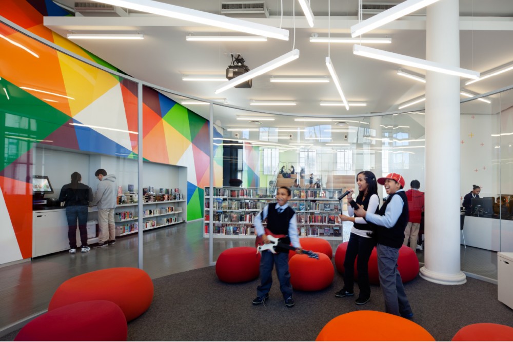 Hamilton Grange Teen Center / Rice+Lipka Architects