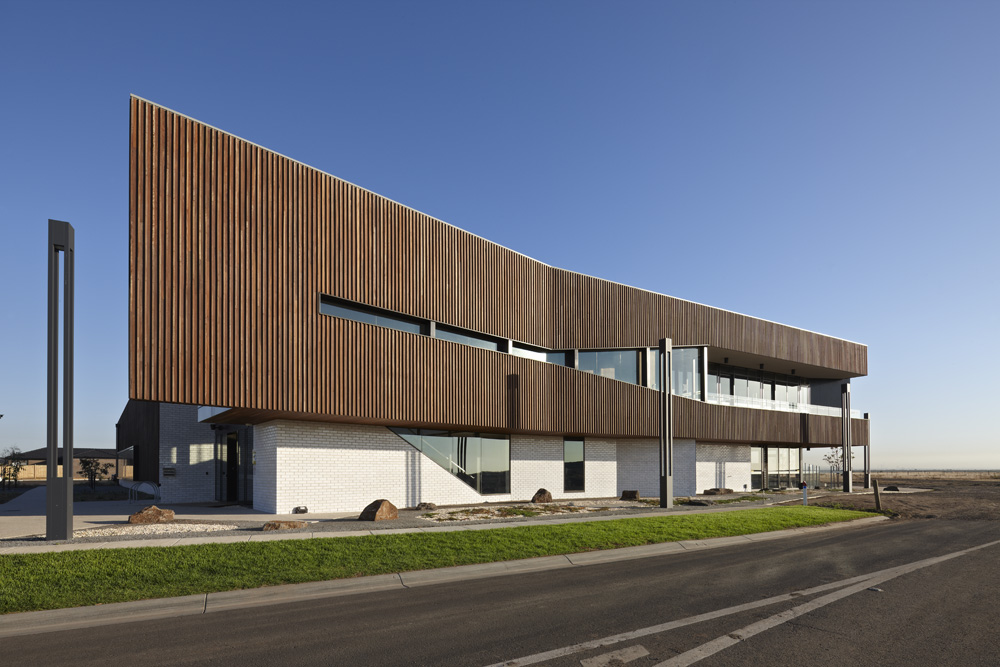 Saltwater Coast Lifestyle Centre / NH Architecture