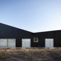 Casa Santa Julia / Emilio Marin Architects Casa Santa Julia / Emilio Marin Architects © Nicolas Rupcich
