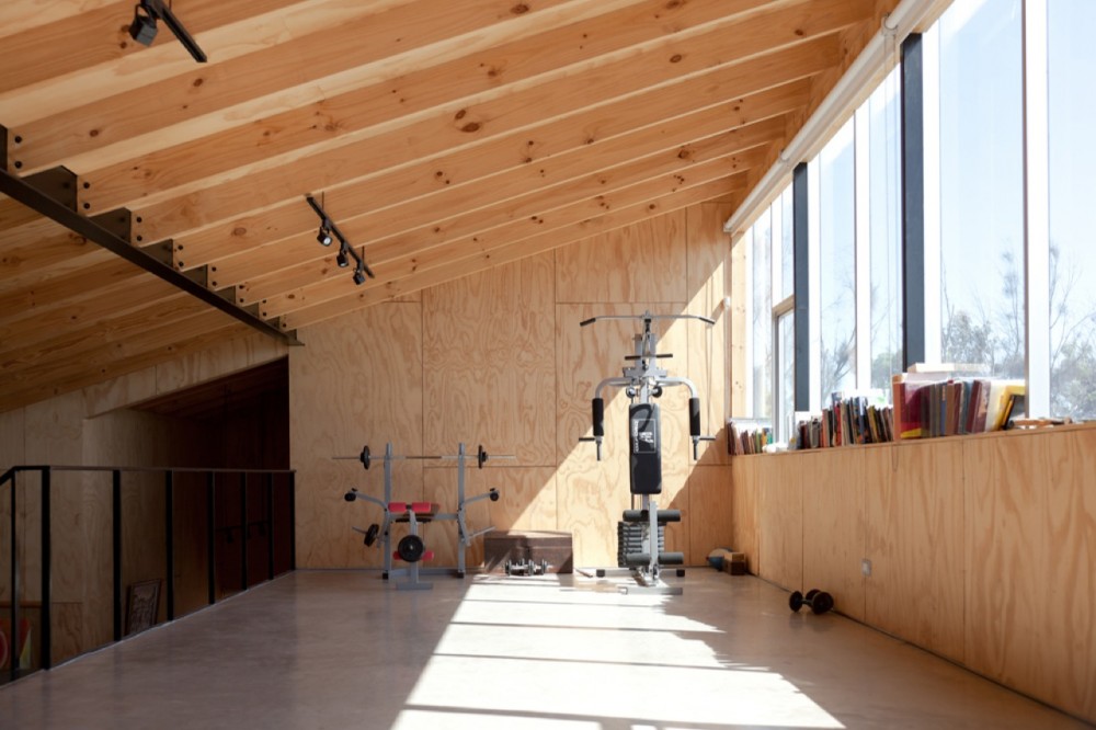 Santa Julia House / Emilio Marin Architects