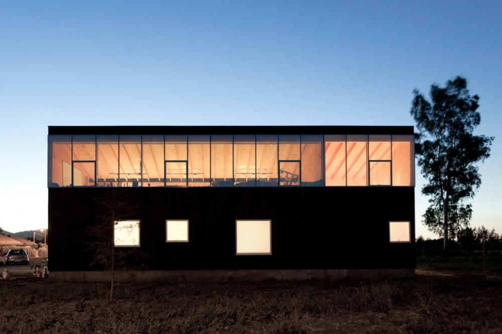 Santa Julia House / Emilio Marin Architects