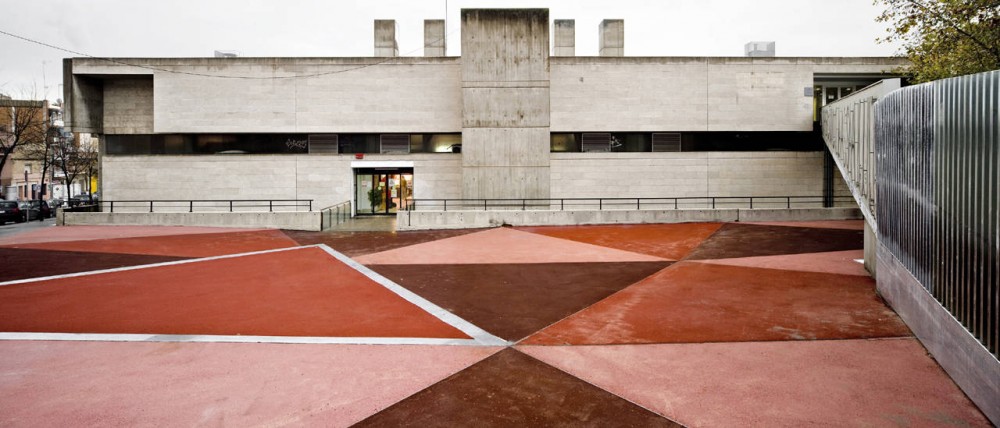 La Salut Market Square / Vora Arquitectura
