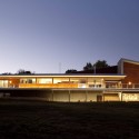 Postcard House / Hufft Projects Courtesy of Hufft Projects