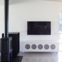 Postcard House / Hufft Projects Courtesy of Hufft Projects