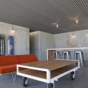 Postcard House / Hufft Projects Courtesy of Hufft Projects