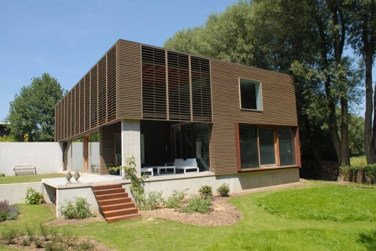 House and Design studio In Kortrijk / Devolder Architecten