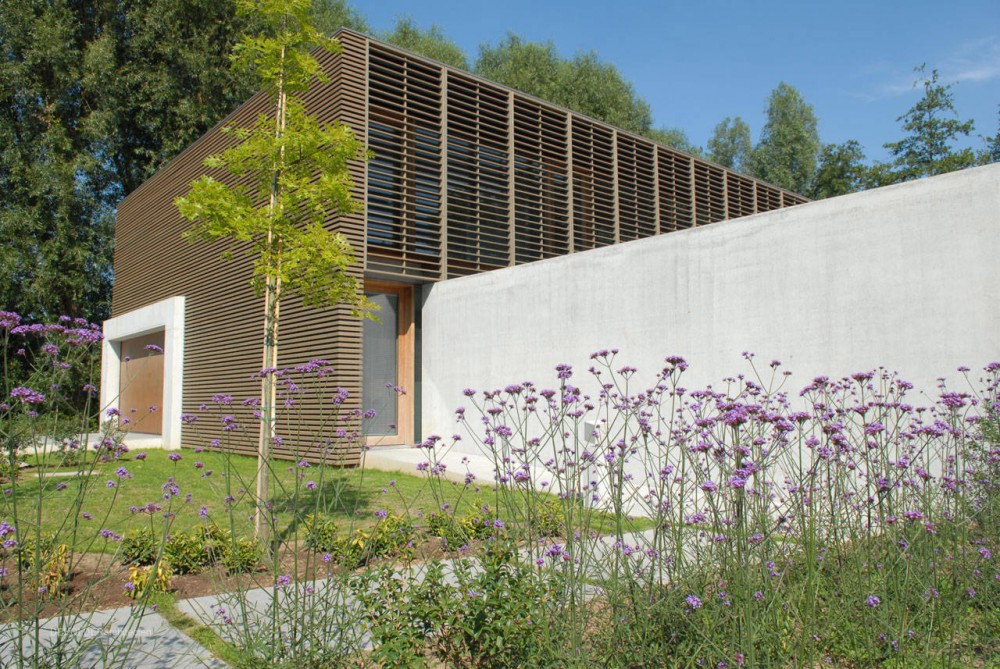 House and Design Studio in Kortrijk / Devolder Architecten