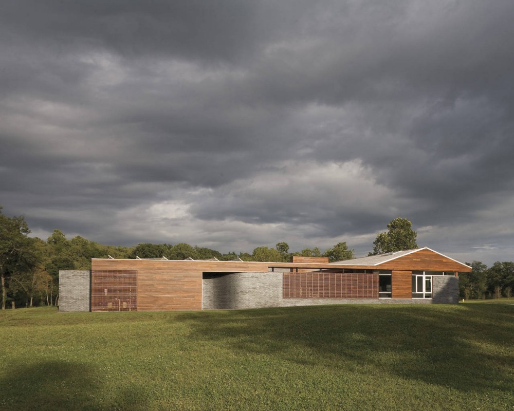 Curved House / Hufft Projects
