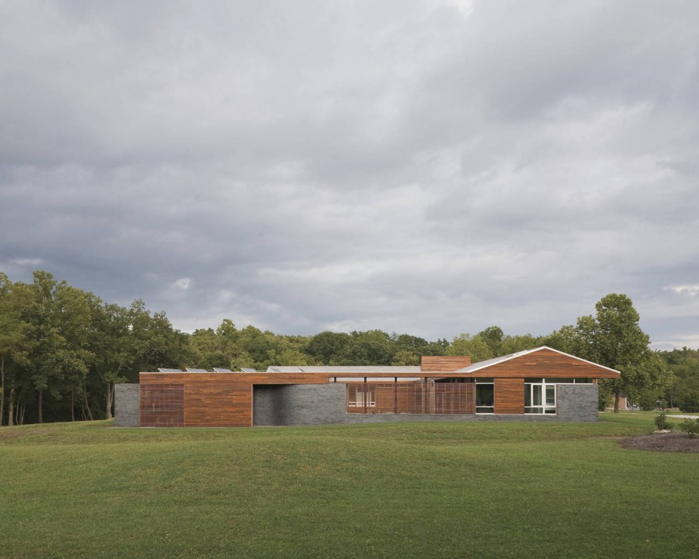 Curved House / Hufft Projects