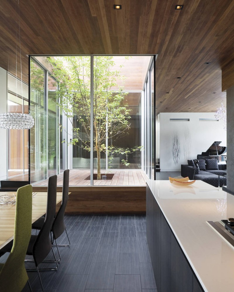Curved House / Hufft Projects