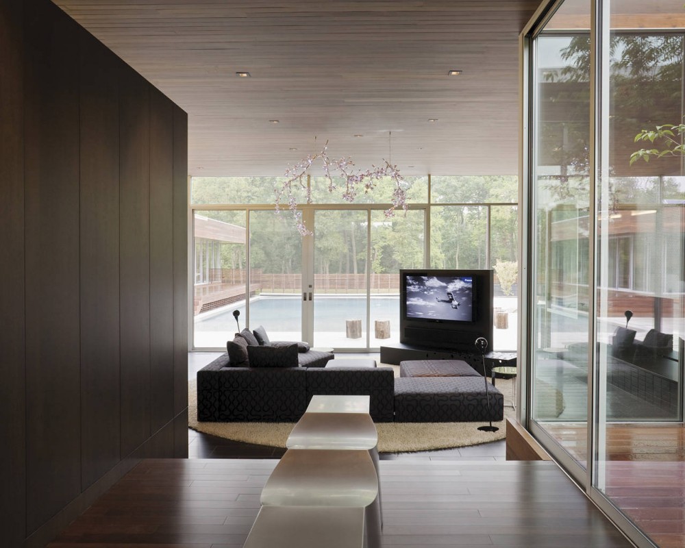 Curved House / Hufft Projects