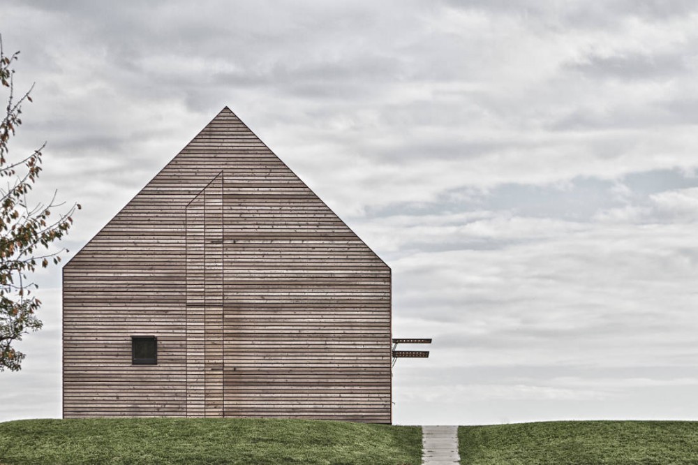 Summer House In Southern Burgenland / Judith Benzer Architektur