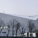 Bio-Lake Reception Center / Zephyr Architects Bio-Lake Reception Center / Zephyr Architects © Yao Li