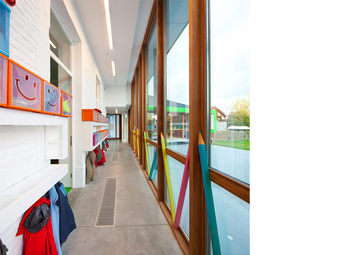 School Barvaux-Condroz / LR Architects